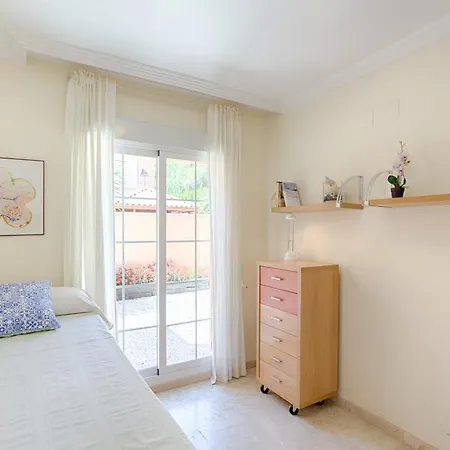 Jardines De Lunamar Beach Apartment *